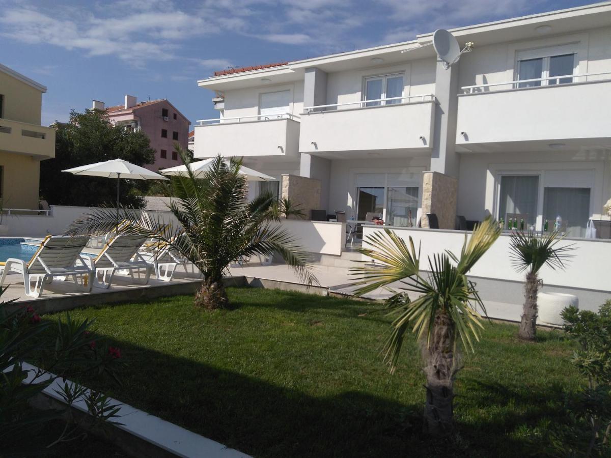 Luxury Apartments Cuba 1 Novalja Eksteriør billede
